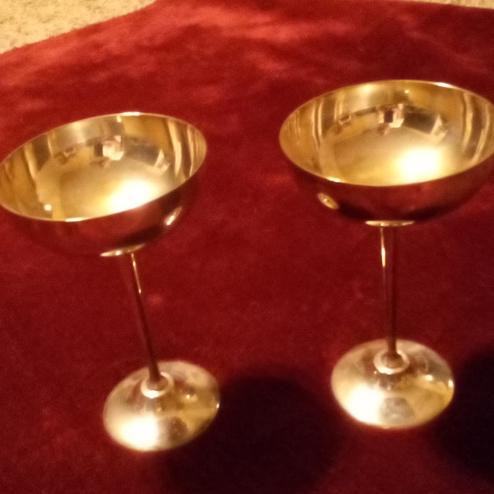 Cups